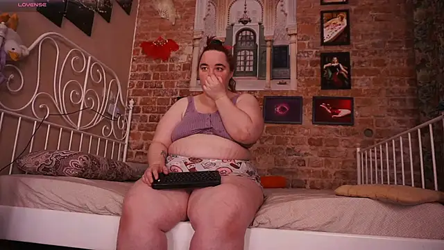 Evelively online show from 03-28-26, 02:56