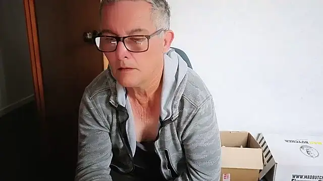 bigballnz online show from 10-27-25, 07:15