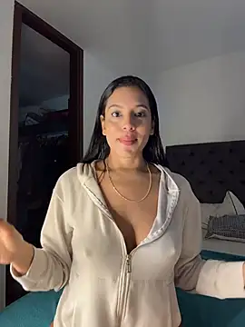 kamivolkano online show from 10-28-25, 04:17