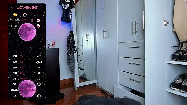 maleja ca online show from 03-15-25, 08:43