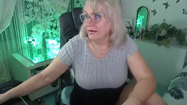 Ghertrude52 online show from 02-06-26, 04:52