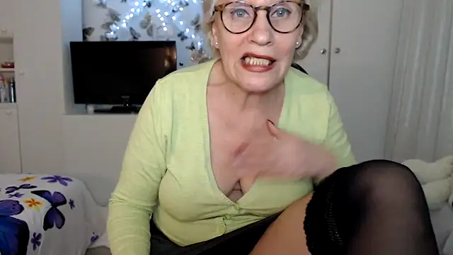 Snapshot of Ghertrude52 chatting on 03-08-25, 07:16 Ghertrude52 online show from 03-08-25, 07:16