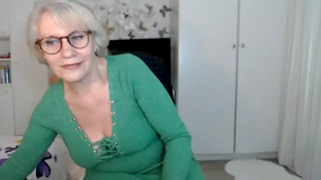 Snapshot of Ghertrude52 chatting on 03-03-25, 10:17 Ghertrude52 online show from 03-03-25, 10:17