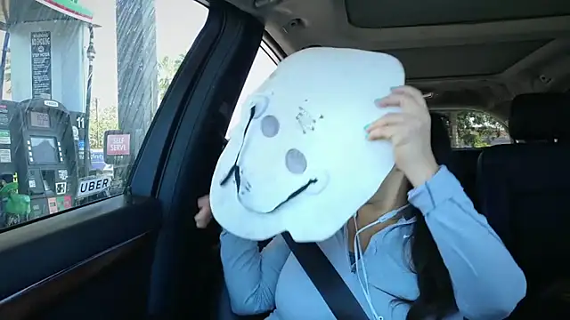 Foglove69 online show from 10-29-25, 04:28