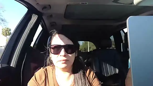 Foglove69 online show from 02-19-26, 09:23