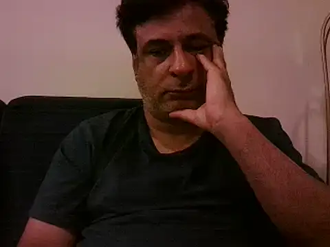 Snapshot of desipapaxxx chatting on 03-14-25, 09:43 desipapaxxx online show from 03-14-25, 09:43