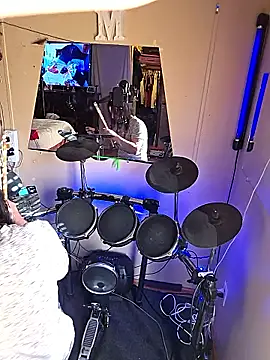 AerobicSleeve online show from 02-17-26, 02:03