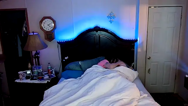 AerobicSleeve online show from 10-07-25, 07:31