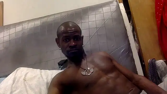 Snapshot of MrRuddeebony chatting on 01-08-26, 04:46 MrRuddeebony online show from 01-08-26, 04:46