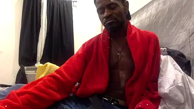 Snapshot of MrRuddeebony chatting on 01-10-26, 09:04 MrRuddeebony online show from 01-10-26, 09:04