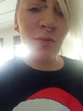 PinkTheHawk online show from 11-14-25, 12:58