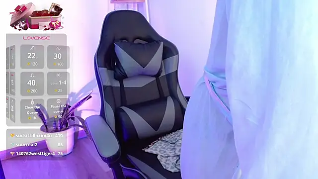 Snapshot of karlavittar chatting on 02-07-25, 12:42 karlavittar online show from 02-07-25, 12:42