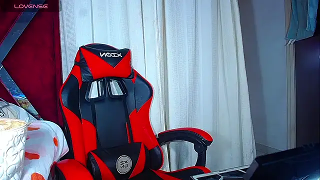 DanisaBrown online show from 11-18-25, 07:06