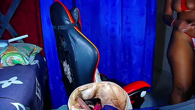 DanisaBrown online show from 02-17-26, 02:03