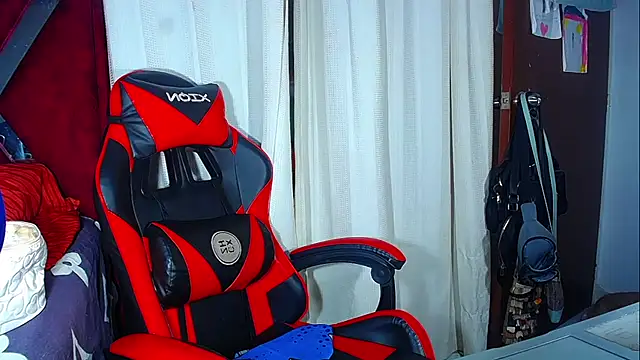 DanisaBrown online show from 12-21-25, 12:51