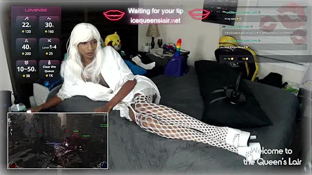 Snapshot of QueenofWhiteIce chatting on 02-04-25, 04:15 QueenofWhiteIce online show from 02-04-25, 04:15