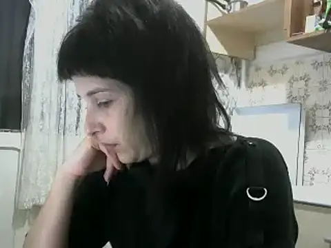 Snapshot of SexxyLety chatting on 03-18-25, 08:05 SexxyLety online show from 03-18-25, 08:05