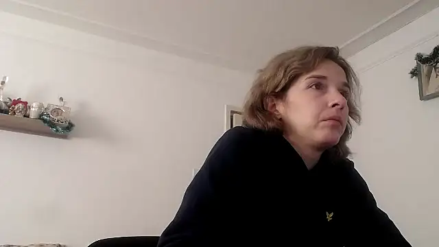 SexxyLety online show from 12-17-25, 10:42