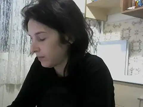 Snapshot of SexxyLety chatting on 03-05-25, 08:42 SexxyLety online show from 03-05-25, 08:42