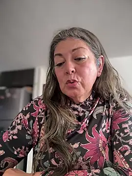 emma tour online show from 02-03-26, 05:40