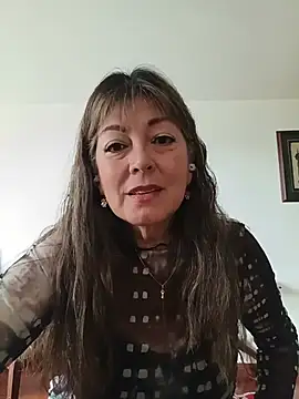 Snapshot of emma_tour chatting on 05-30-26, 07:41 emma tour online show from 05-30-26, 07:41