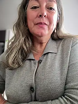 emma tour online show from 01-13-26, 04:22