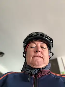 emma tour online show from 11-28-25, 03:56