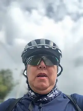 emma tour online show from 12-04-25, 02:49