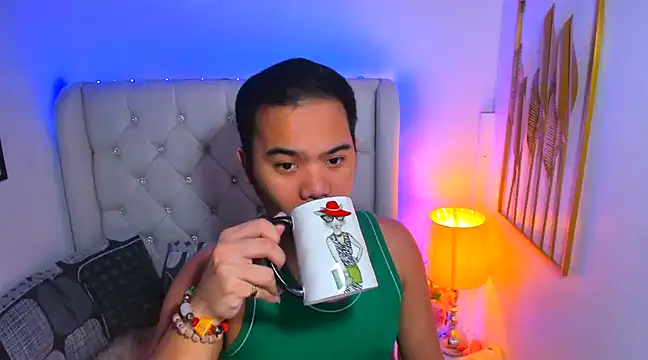 AsianZero online show from 02-13-25, 05:33