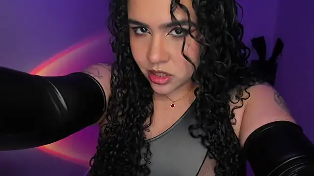 Snapshot of Amber_smith20 chatting on 06-07-26, 01:33 Amber smith20 online show from 06-07-26, 01:33