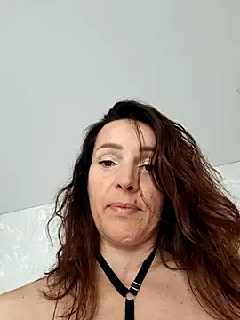 EvaXOAir online show from 07-06-26, 04:30