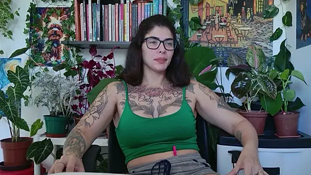 TaliMajesty online show from 04-09-26, 10:10