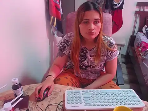 Mia davis01 online show from 01-13-26, 04:33