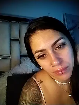 chelaqueen  online show from 05-10-26, 07:23