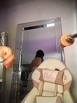 chelaqueen  online show from 03-07-26, 10:48