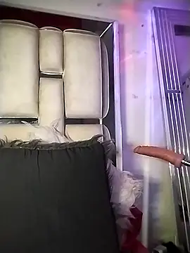 chelaqueen  online show from 01-17-26, 03:10