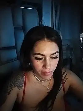 chelaqueen  online show from 05-15-26, 11:25