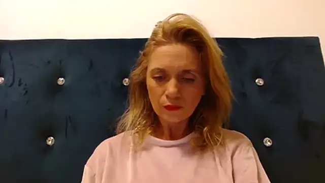 MysticCreature online show from 04-05-26, 04:08