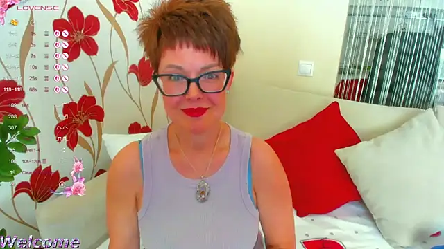 Snapshot of JennAlison chatting on 09-27-25, 11:38 JennAlison online show from 09-27-25, 11:38