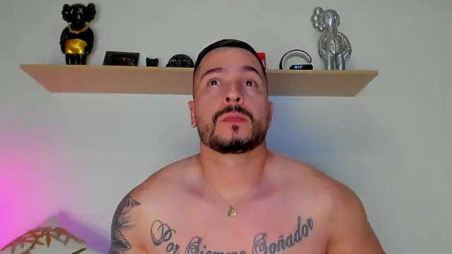 camilo restrepo21 online show from 09-10-25, 11:48