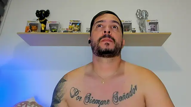 camilo restrepo21 online show from 05-11-26, 01:40