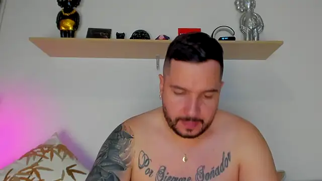 camilo restrepo21 online show from 10-11-25, 11:39