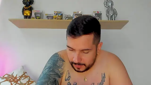 camilo restrepo21 online show from 10-20-25, 09:59