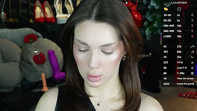 MistressDarsy online show from 01-08-26, 02:12