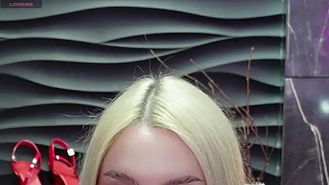 MistressDarsy online show from 03-04-25, 05:13