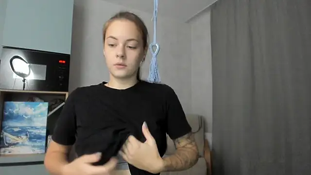 why again me online show from 10-16-25, 05:32