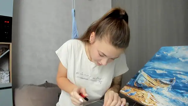 why again me online show from 11-25-25, 06:19