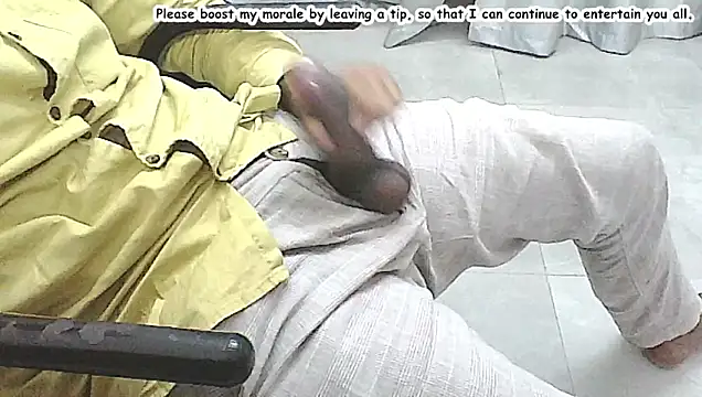 Snapshot of lltstr52 chatting on 07-01-26, 10:26 lltstr52 online show from 07-01-26, 10:26
