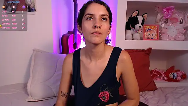 Snapshot of lailypink chatting on 03-13-25, 05:00 lailypink online show from 03-13-25, 05:00