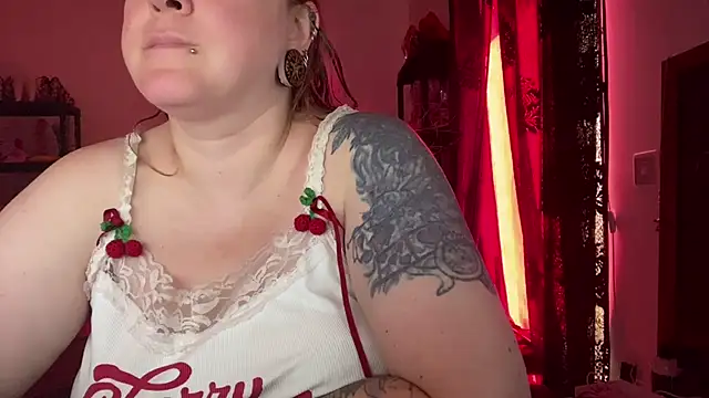 kisicaxx online show from 07-15-26, 07:48